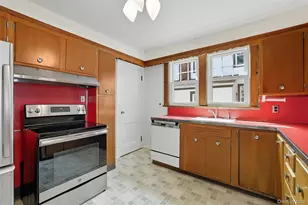 82 Shelley Ave, Port Chester, NY 10573 - Photo 11