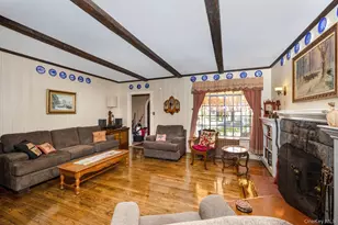 631-27 Fitchett St, Rego Park, NY 11374 - Photo 7