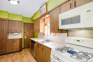 631-27 Fitchett St, Rego Park, NY 11374 - Photo 13