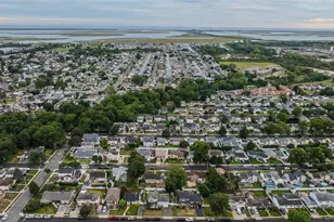 3608 Tonopah St, Seaford, NY 11783 - Photo 43