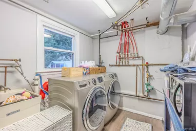 3608 Tonopah Street, Seaford, NY 11783 - Photo 37