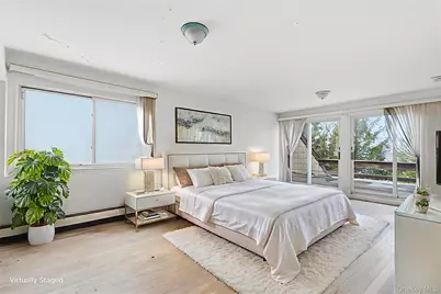 9 Beatrice Lane, Glen Cove, NY 11542 - Photo 11