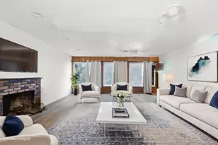 9 Beatrice Ln, Glen Cove, NY 11542 - Photo 5