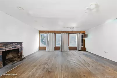 9 Beatrice Lane, Glen Cove, NY 11542 - Photo 23