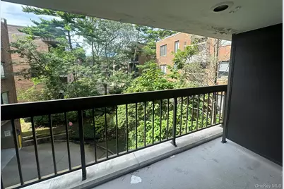 376 Central Avenue #3-V, Lawrence, NY 11559 - Photo 25