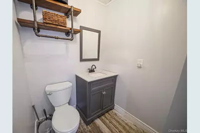 9 Carston Street W, Selden, NY 11784 - Photo 21