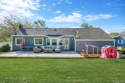 9 Carston Street W, Selden, NY 11784 - Photo 33