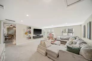 9 Carston St W, Selden, NY 11784 - Photo 15