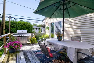 4 E Hill Dr, Smithtown, NY 11787 - Photo 27