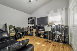 4 E Hill Dr, Smithtown, NY 11787 - Photo 25