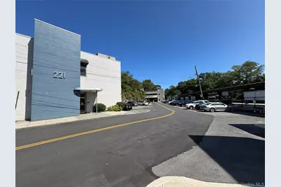 221 E Hartsdale Avenue, Hartsdale, NY 10530 - Photo 5
