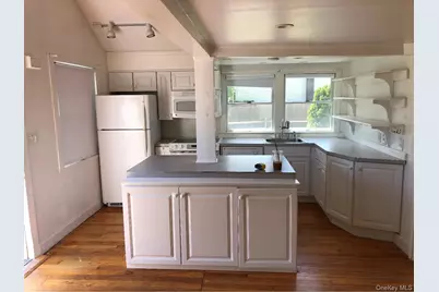 19 Carlson Lane, East Northport, NY 11731 - Photo 7