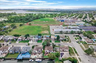 3249 Wolfson Dr, Baldwin, NY 11510 - Photo 7