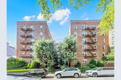 134 39 Blossom Ave #1H, Flushing, NY 11355 - Photo 1