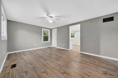 7 N Wayne Avenue, West Haverstraw, NY 10993 - Photo 7