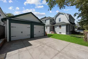 107-08 132nd St, Richmond Hill, NY 11419 - Photo 3