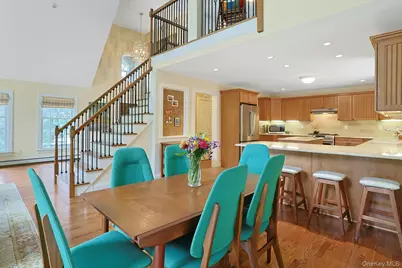 100 Old Farm Road N, Chappaqua, NY 10514 - Photo 9