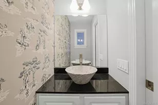 100 Old Farm Rd N, Chappaqua, NY 10514 - Photo 23