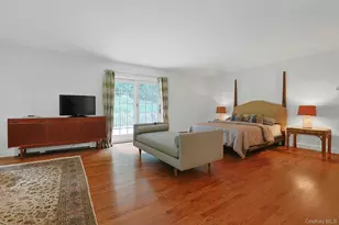 100 Old Farm Rd N, Chappaqua, NY 10514 - Photo 17