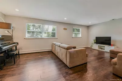 27 Upper Sheep Pasture Road, East Setauket, NY 11733 - Photo 11