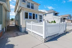 1566 E 49th St, Brooklyn, NY 11234 - Photo 3