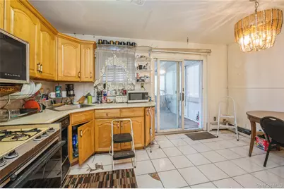 1010 E 230th Street, Bronx, NY 10466 - Photo 5