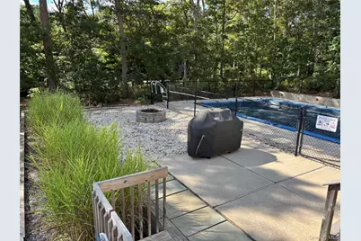 27 Newtown Court, Hampton Bays, NY 11946 - Photo 31