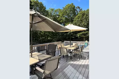 27 Newtown Court, Hampton Bays, NY 11946 - Photo 29