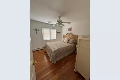 27 Newtown Court, Hampton Bays, NY 11946 - Photo 23