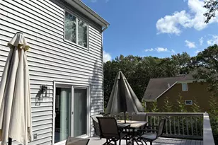 27 Newtown Ct, Hampton Bays, NY 11946 - Photo 27