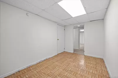 2710 Edgehill Avenue, Bronx, NY 10463 - Photo 25