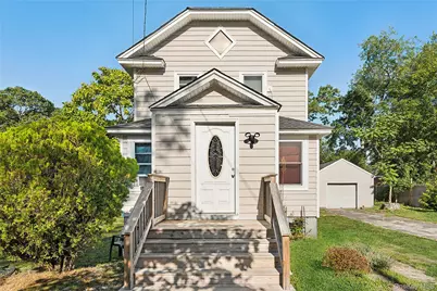 135 Lake Avenue, Flanders, NY 11901 - Photo 1