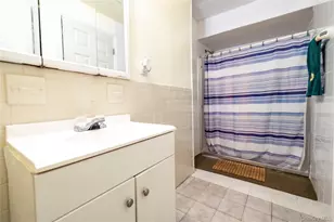 265 Beachview St, Copiague, NY 11726 - Photo 17