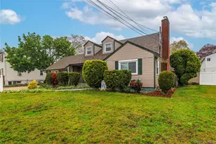265 Beachview St, Copiague, NY 11726 - Photo 3