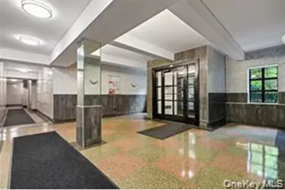 83-25 98th Street #4T, Woodhaven, NY 11421 - Photo 3