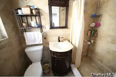 2032 Hobart Avenue, Bronx, NY 10461 - Photo 13