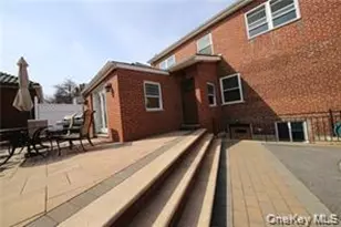 2032 Hobart Ave, Bronx, NY 10461 - Photo 29