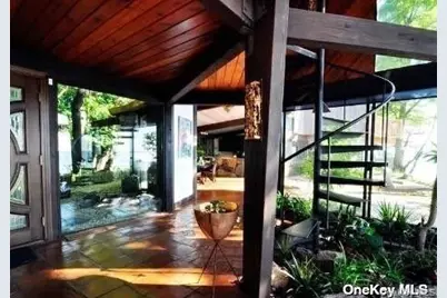 48 Westland Drive, Glen Cove, NY 11542 - Photo 5