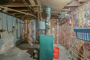 92 Grand Blvd, Wyandanch, NY 11798 - Photo 27