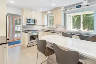 35 Carlton St, Malverne, NY 11565 - Photo 21