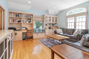 35 Carlton St, Malverne, NY 11565 - Photo 17