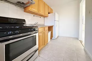 78-16 147th St, Flushing, NY 11367 - Photo 3