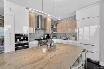 5 Renaissance Square #PH9E, White Plains, NY 10601 - Photo 15