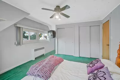 246 Blacksmith Road, Levittown, NY 11756 - Photo 19