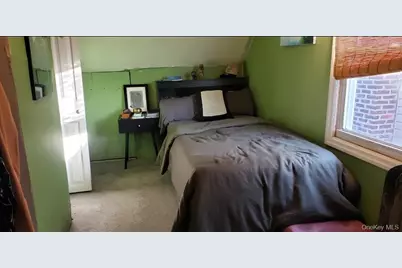 269 Windsor Parkway, Hempstead, NY 11550 - Photo 17