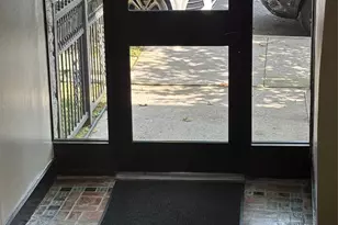 160-15 Powells Cove Blvd, Whitestone, NY 11357 - Photo 3