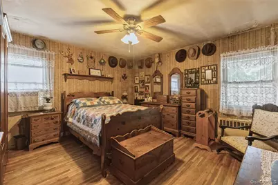 190 17 42nd Avenue, Flushing, NY 11358 - Photo 5