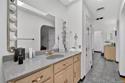 306 S Pascack Road, Nanuet, NY 10954 - Photo 33