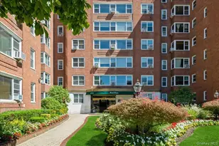 110-45 Queens Blvd, Forest Hills, NY 11375 - Photo 5