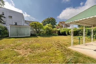 73 Storey Lane, Yonkers, NY 10710 - Photo 23